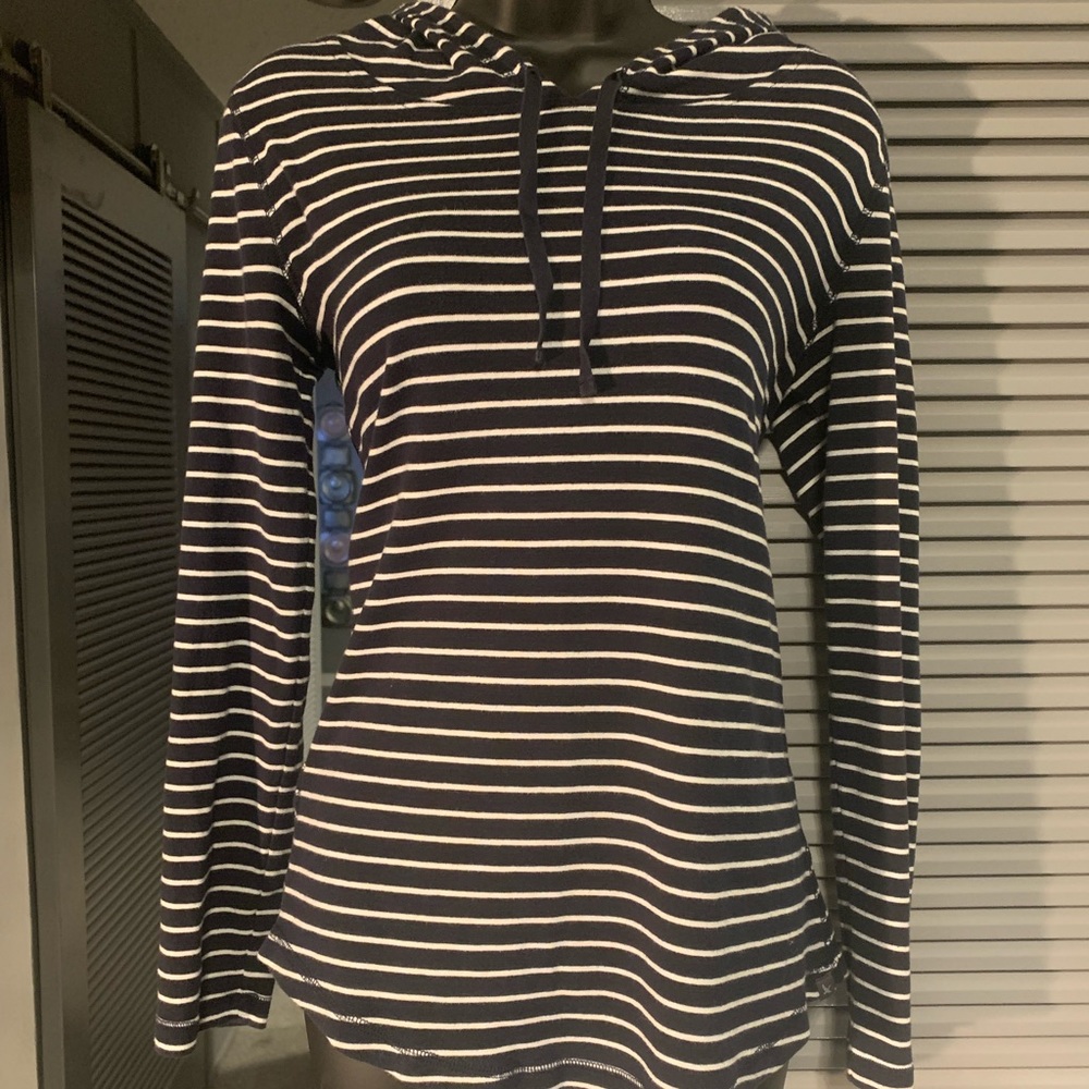 ❗️Final Sale Before Donation Eddie Bauer Hoodie